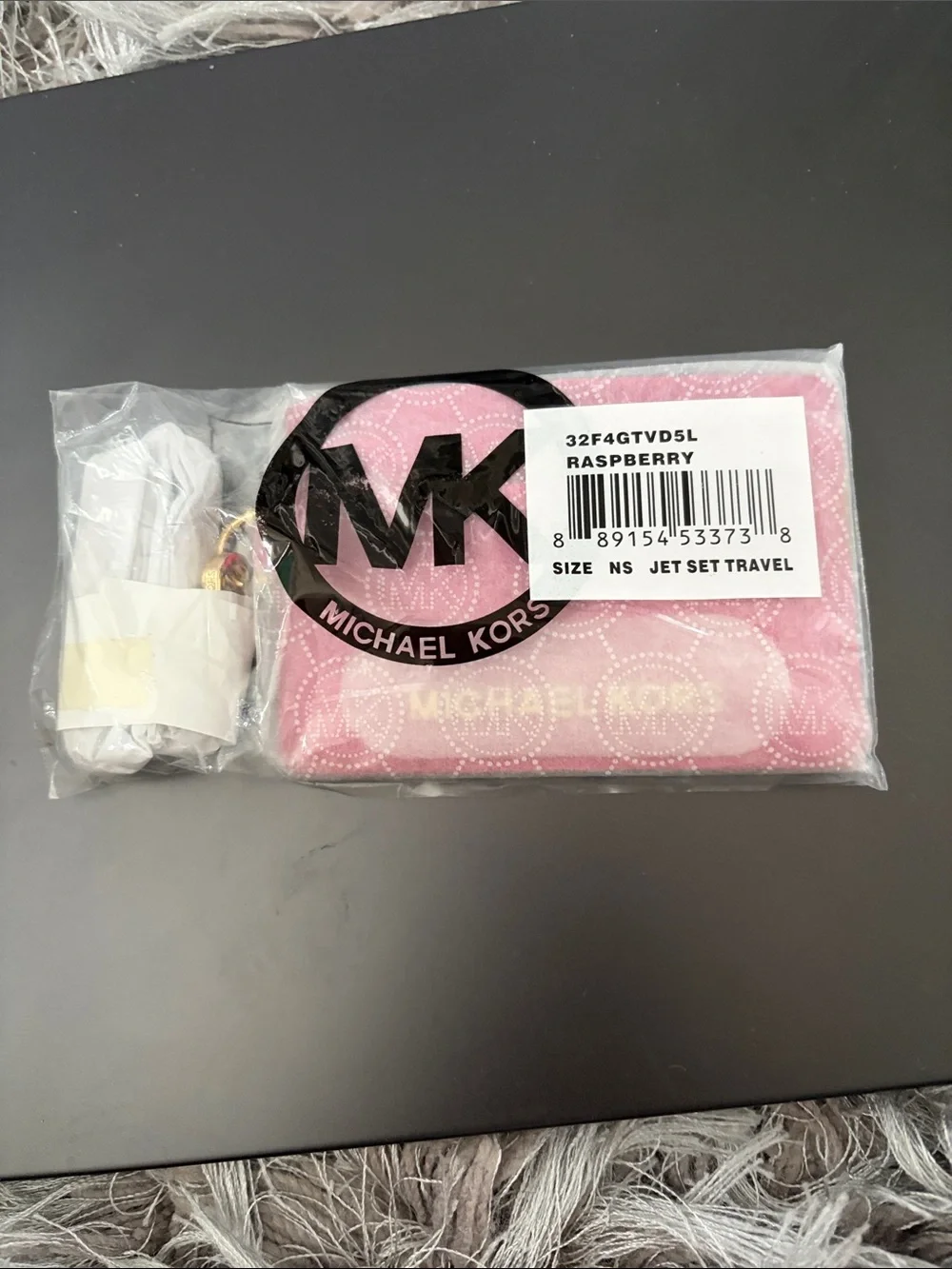 Michael Kors Raspberry Jet Set Travel Card Case